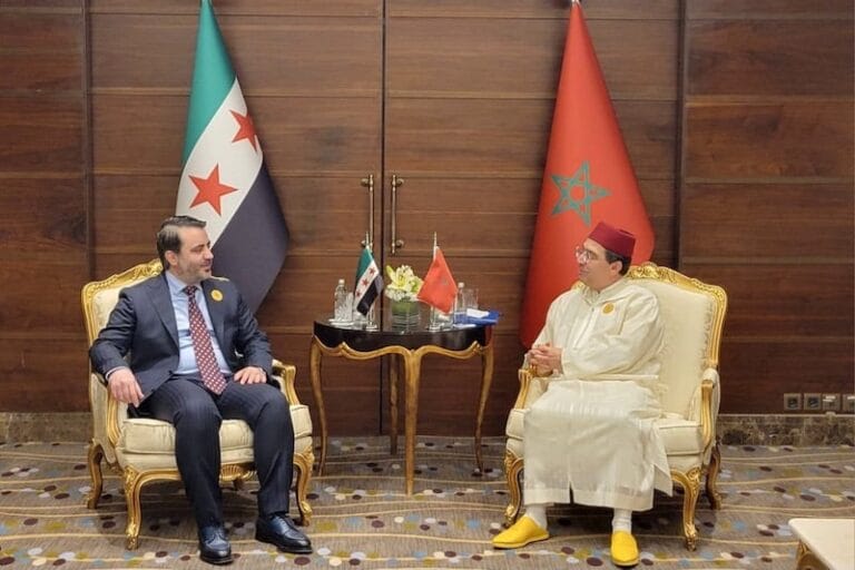 Dans son discours au Sommet arabe à Bagdad, le roi Mohammed VI a annoncé la reprise de la représentation diplomatique avec la Syrie