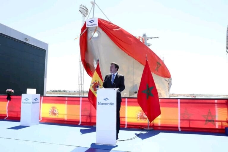 Le Maroc et l’Espagne renforcent leur partenariat de défense : le navire Avanti 1800+ de la Royal Navy est remis à flot