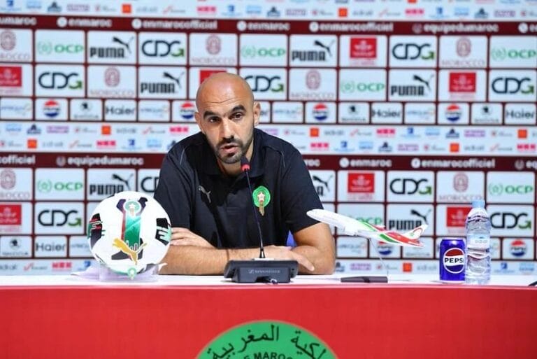 Regragui dévoile la liste des joueurs sélectionnés en équipe nationale marocaine en vue des matchs contre le Mozambique et l’Ouganda.