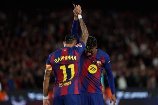 Rafinha permet à Barcelone de s’imposer face à Osasuna et d’accroître l’écart avec le Real Madrid.
