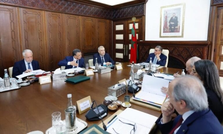 Une réunion du cabinet se tiendra jeudi prochain.